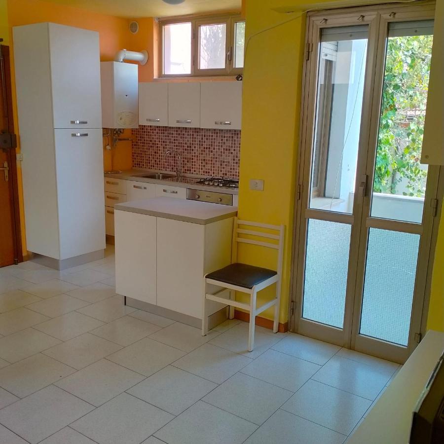 朱利亚诺瓦La Casa Vicino Al Parco公寓 外观 照片